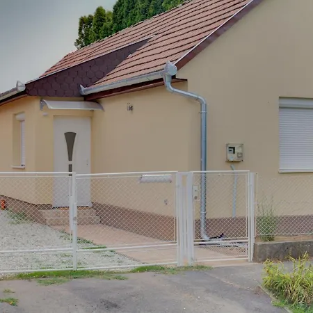 Nadin Apartman Haz Villa *